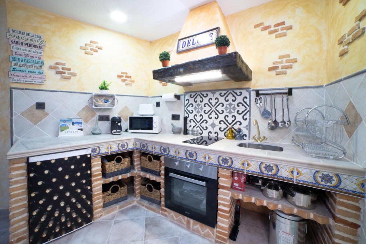 La Veguilla Deluxe Jacuzzi Apartment อลามา เด อรากอน ภายนอก รูปภาพ